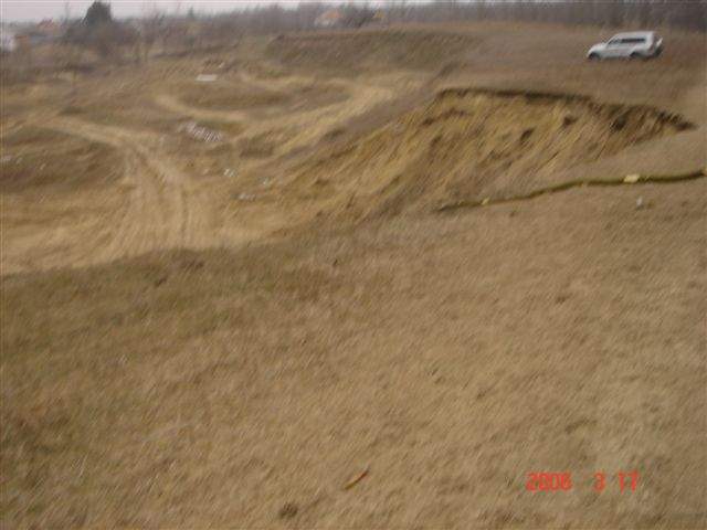 Ide kattintva a nagyobb felbont�s�, nyomtat�sra alkalmasabb k�p ir�nti ig�nyed jelezheted a k�p tulajdonos�nak! polgarmester@davod.hu: 13