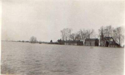 01:400x241=>640x386:pege_01