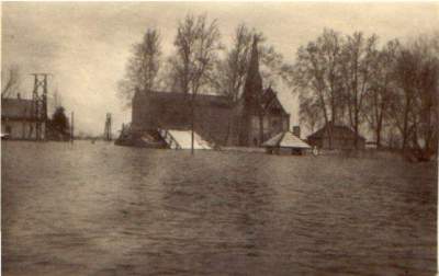 02:400x241=>640x403:pege_02